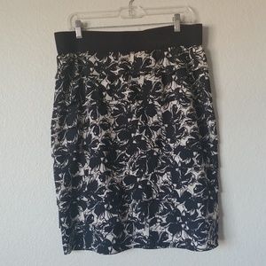 Ruffle Skirt - Cream and Black